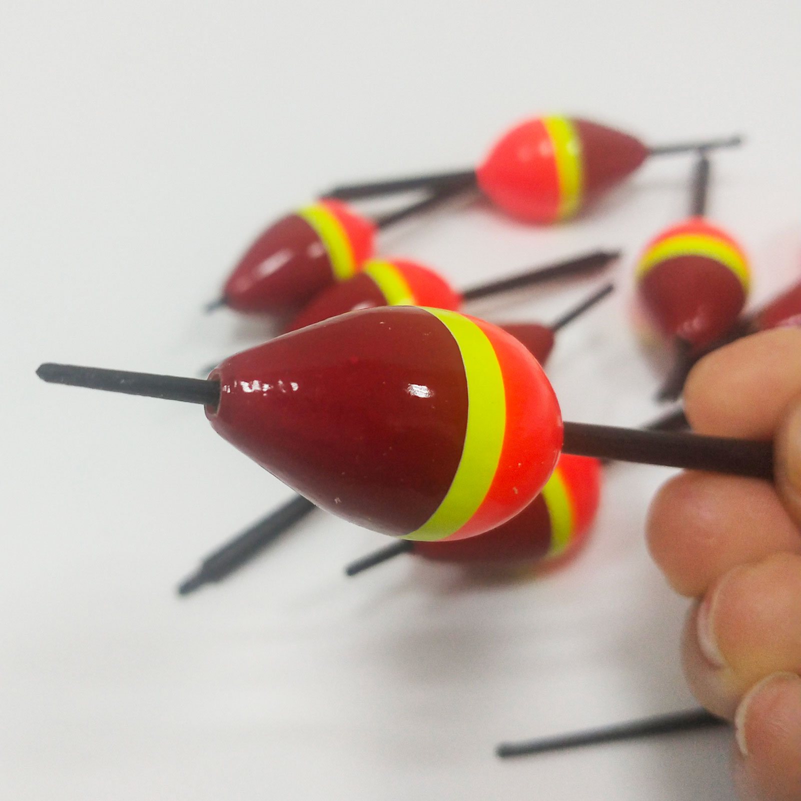 FREE FISHER Fishing Bobbers 10pcs Collection Cork Floats Buoy Set Lighted Paulownia Wood Floats+ Plastic Stick Kit Buoyancy 2g 7.5-8cm