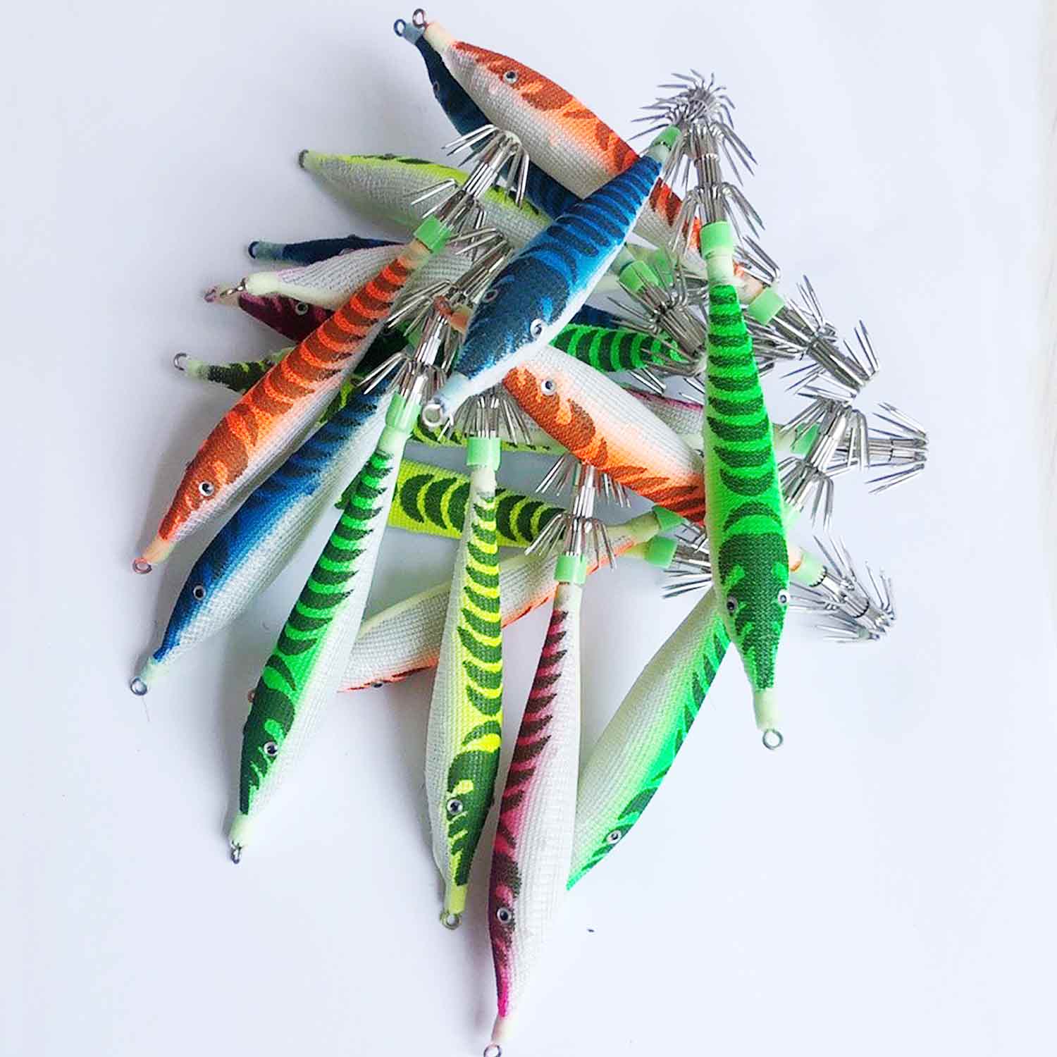 FREE FISHER Wholesale 100pcs Luminous Shrimp Baits Cloth Artificial Fishing Squids 10.5cm 7g Jigs Night Dawn Lures for Octopus Cuttlefish