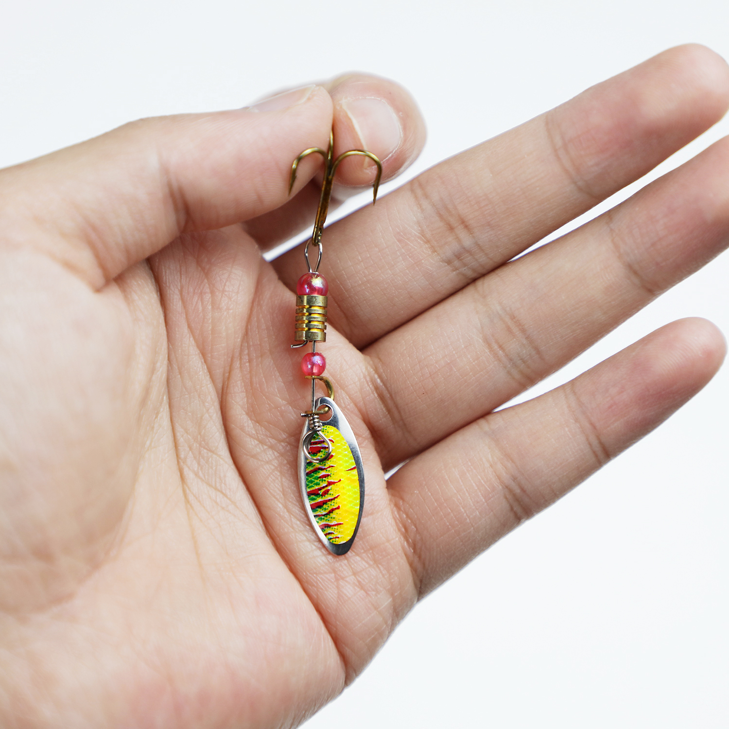 FREE FISHER 30pcs/set Assorted Metal Spinners Fishing Lures Spoon Crankbait Spinnerbaits Laser Sequins with Treble Hooks for Bass Pike Trout