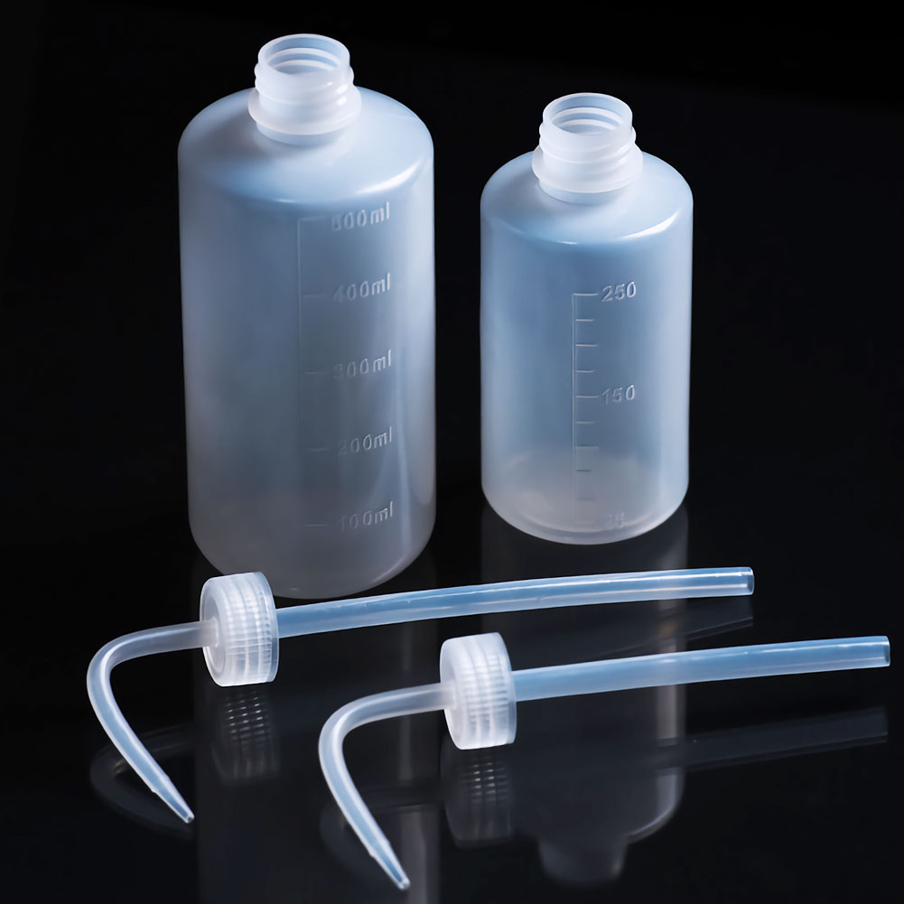 ADAMAS-BETA Plastic Washing Bottle PP White Large Capacity 250-1000ml Lab Graduated Washing Bottles with Cusp Tube Squeeze Diffuser Bottle