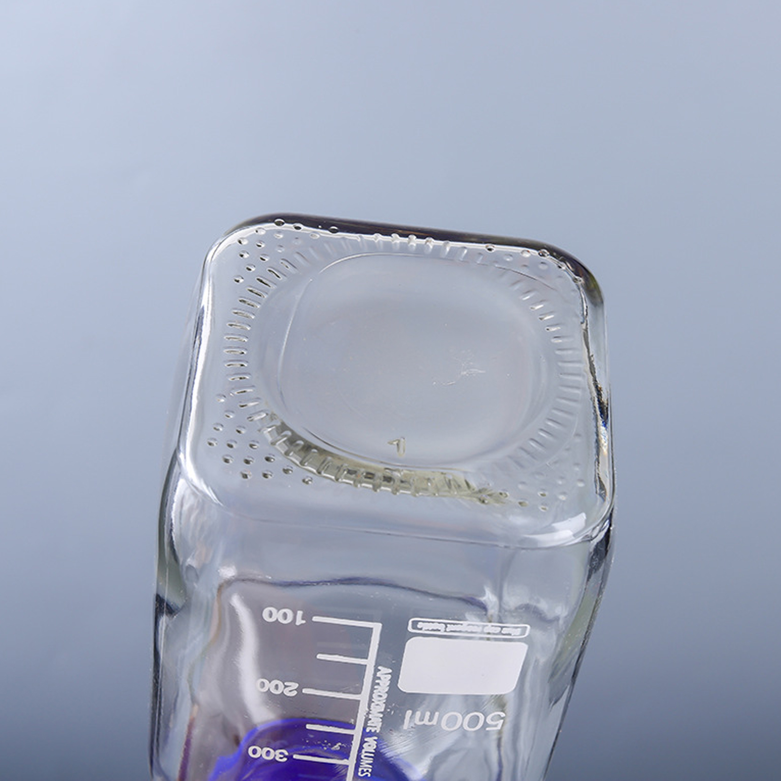 ADAMAS BETA Wholesale PET/PC Plastic Serum Bottle with Cover 125-1000ml Narrow Mouth Sterilized Lab Chemical Reagent Bottle Sample Sealing Bottles