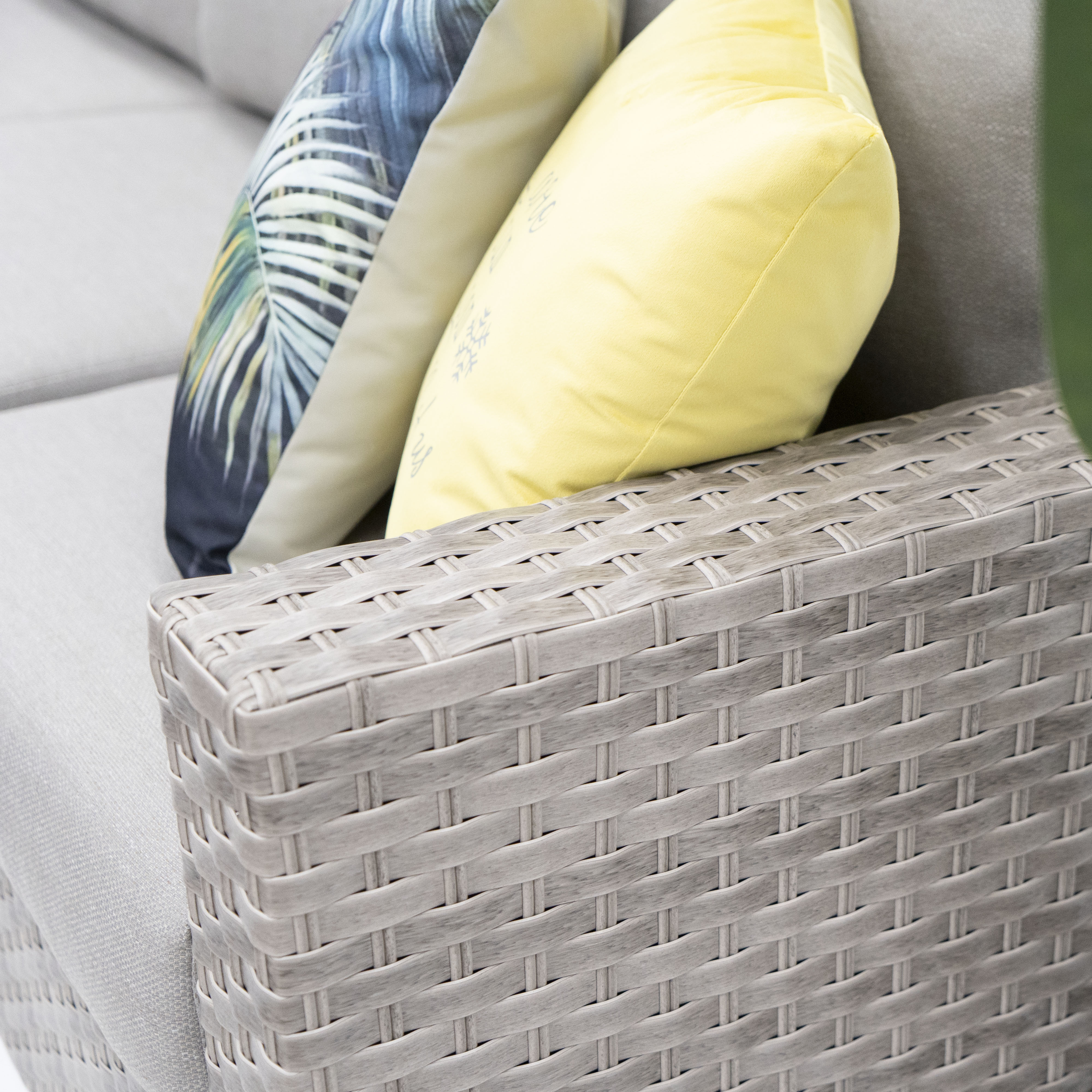 AVALON 9 Piece Wicker Couch-Baeryon Furniture