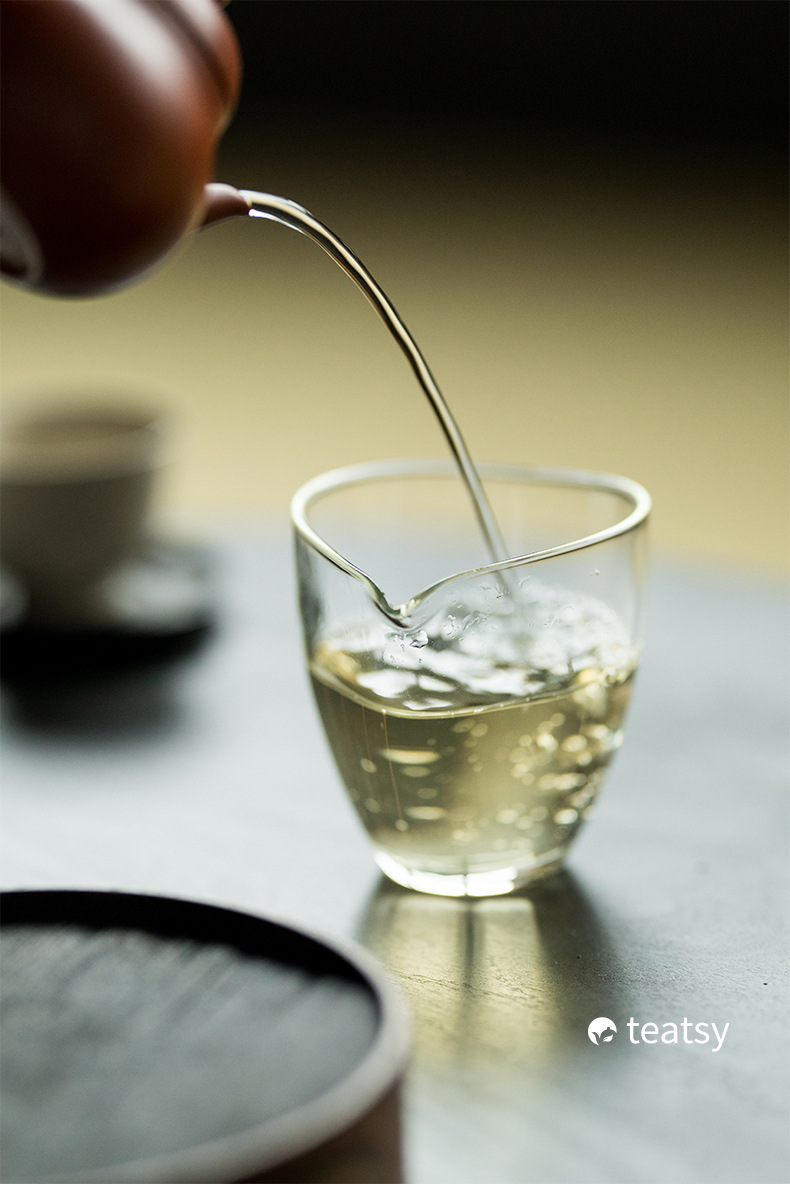 [SALE]“Water Drop” - Heat-Resistant Glass Pitcher/Gong Dao Bei-TeaTsy Official Website