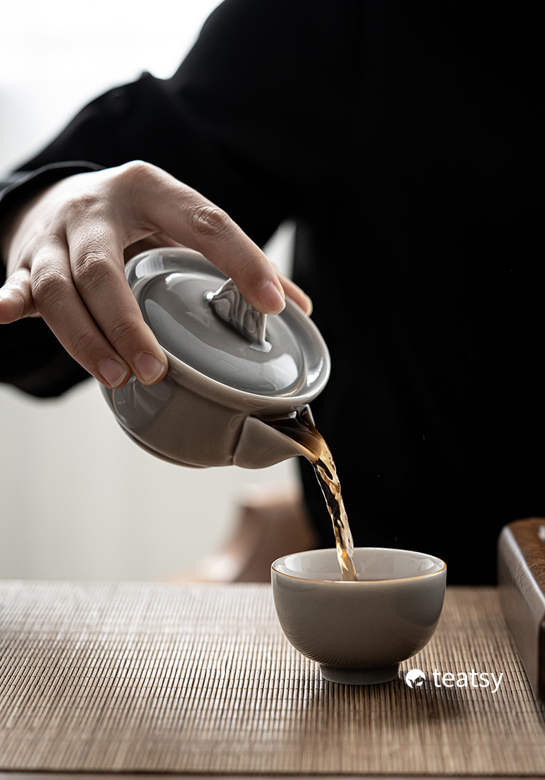 [SALE][Buy 1 Get 1 Free]“Mountain Silhouette”Handmade Ice-gray Glaze Ceramic Easy Brew Gaiwan-TeaTsy Official Website