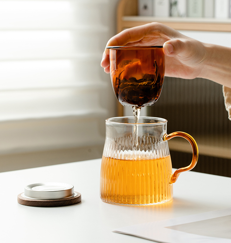 “Doric” - High Borosilicate Glass Mug with Infuser