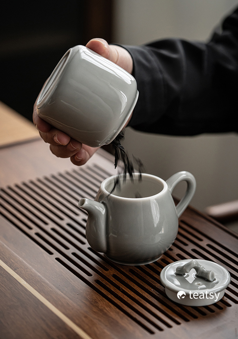 [SALE]"Quiet Bamboo" Handmade Ice-gray Glaze Ceramic Tea Canister-TeaTsy Official Website