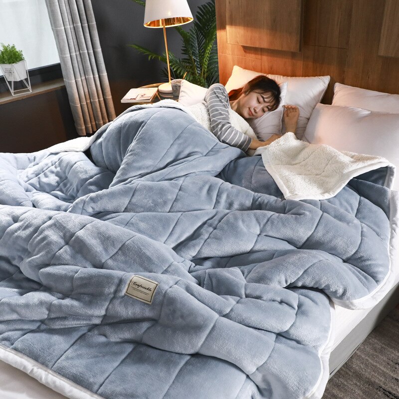 🔥Winter Hot Sale--Shearling Blanket Soft Thick Warm luxury Bed Quilt🔥