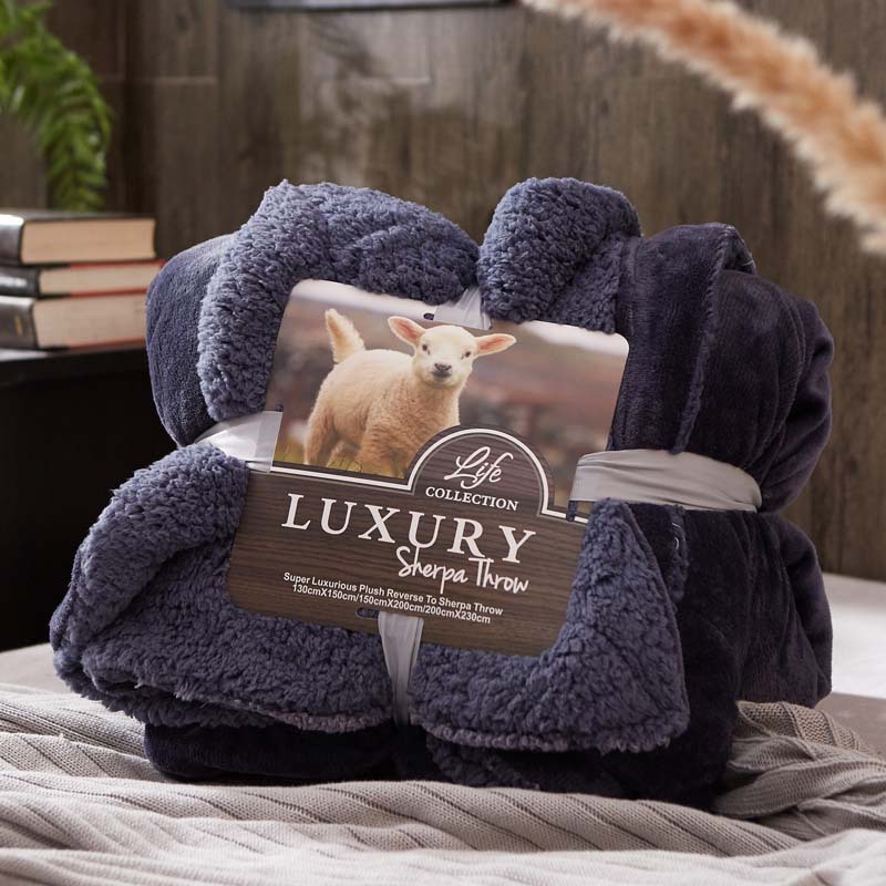 🔥Hot Sale--Winter Shearling Blanket Soft Warm Bed Quilt🔥