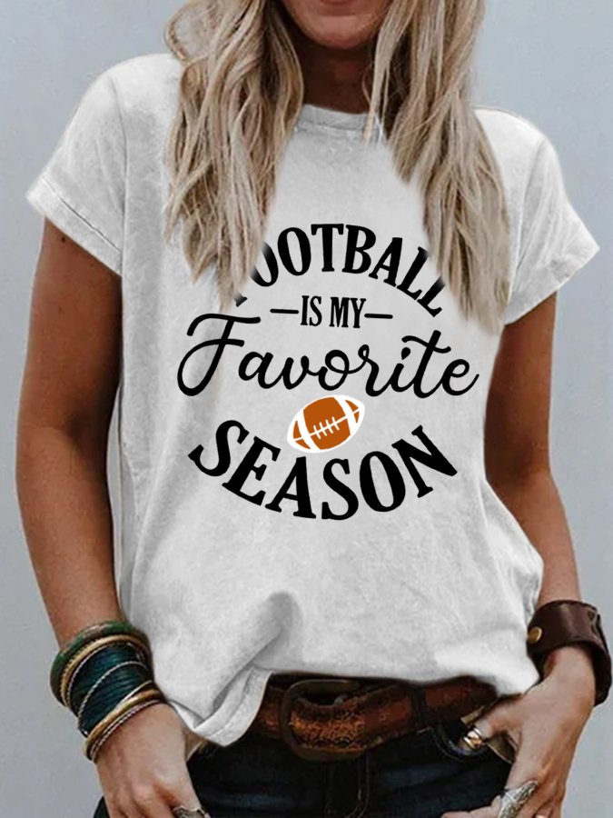 Women&#039;s Football Is My Favorite Season Casual Cotton Tee-colinskeirs