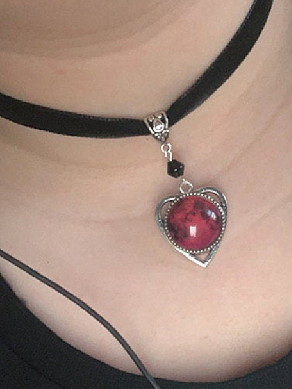 Heart Metal Red Earth Necklace