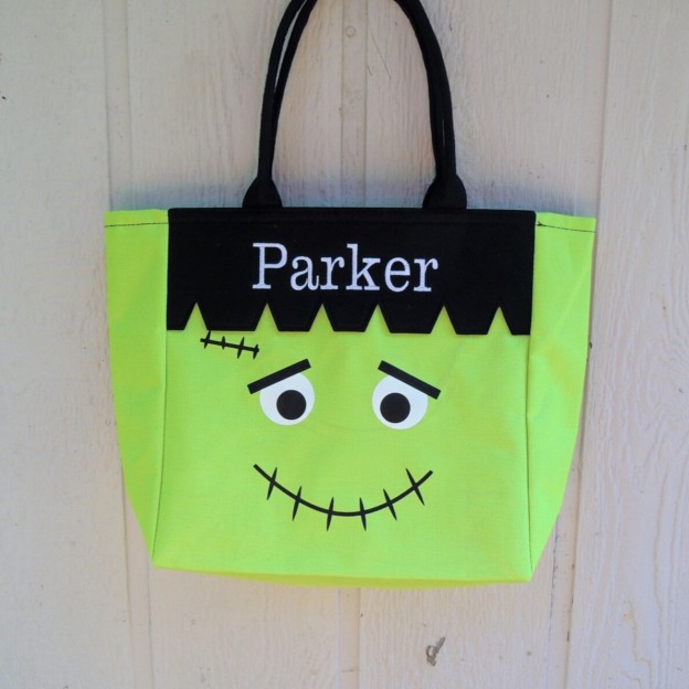 Personalized Name Halloween Tote Bag | CWHalloween04