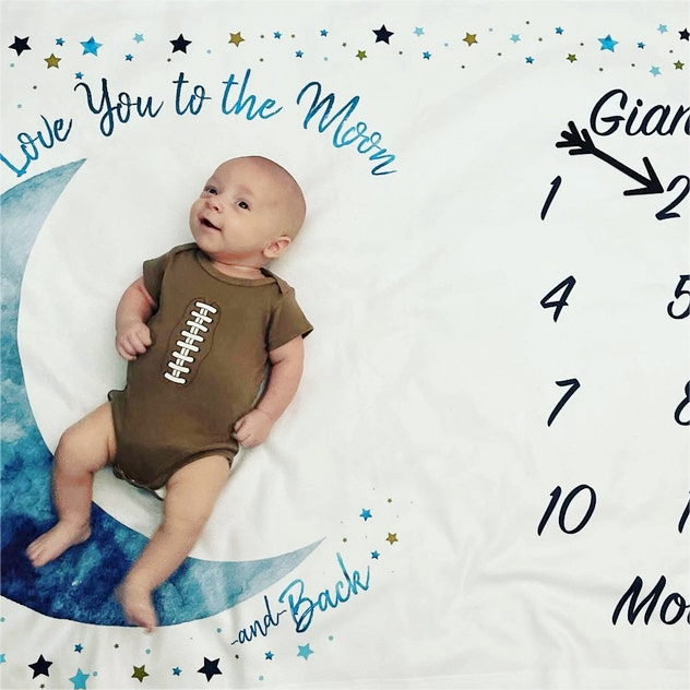 Personalized Baby Milestone Blanket for Comfort & Unique | BKMS008