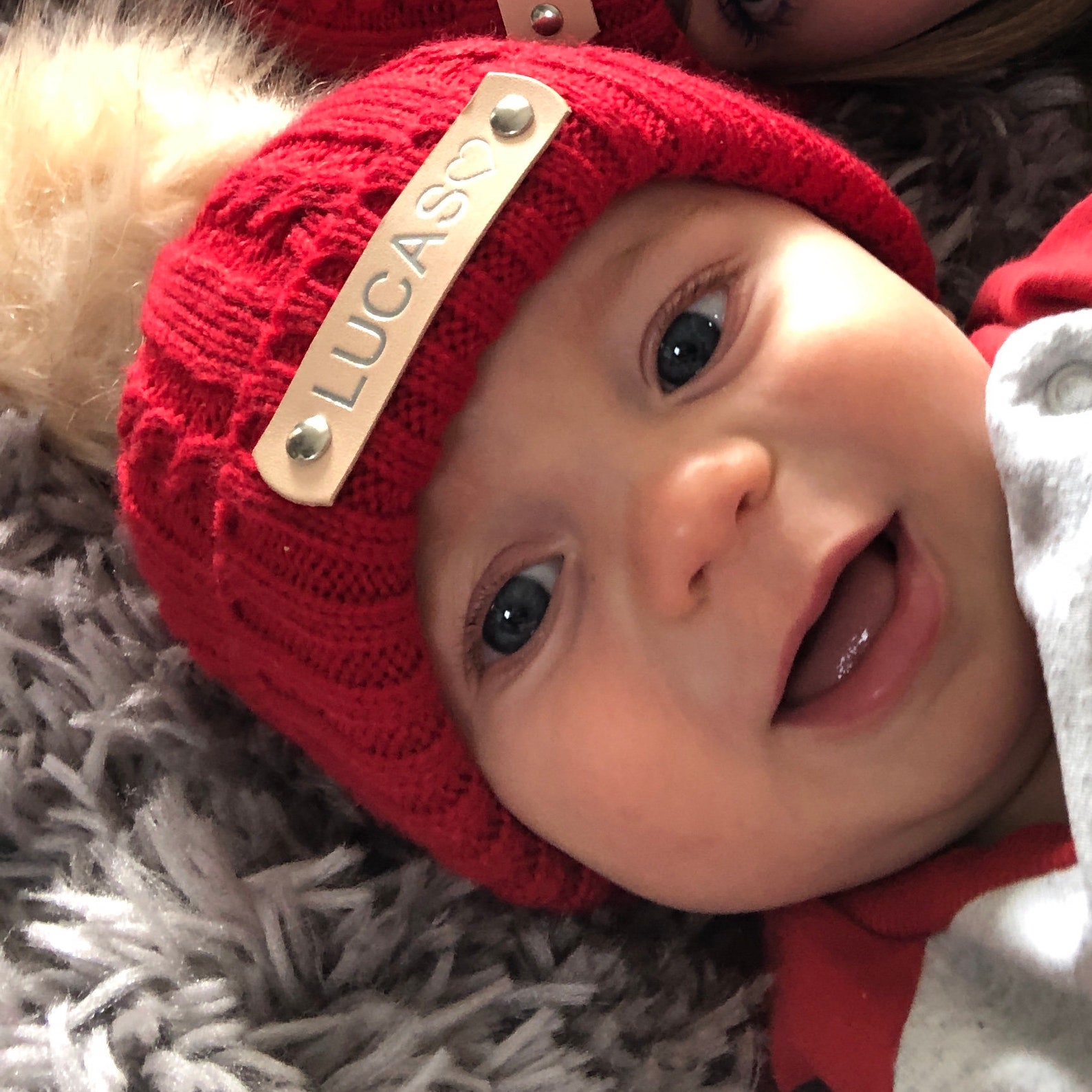 Personalized Name Detachable Pom Pom Hat for Comfort & Unique | HSKid13
