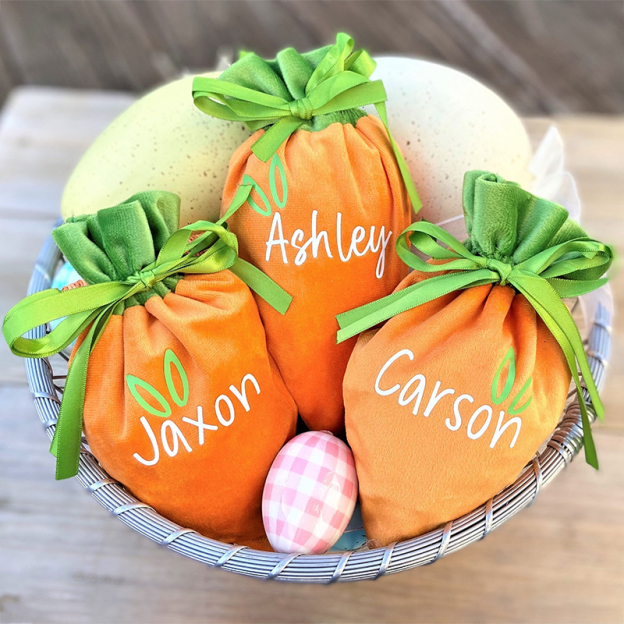 Personalized Name Easter Carrot Velvet Basket | CWEaster12
