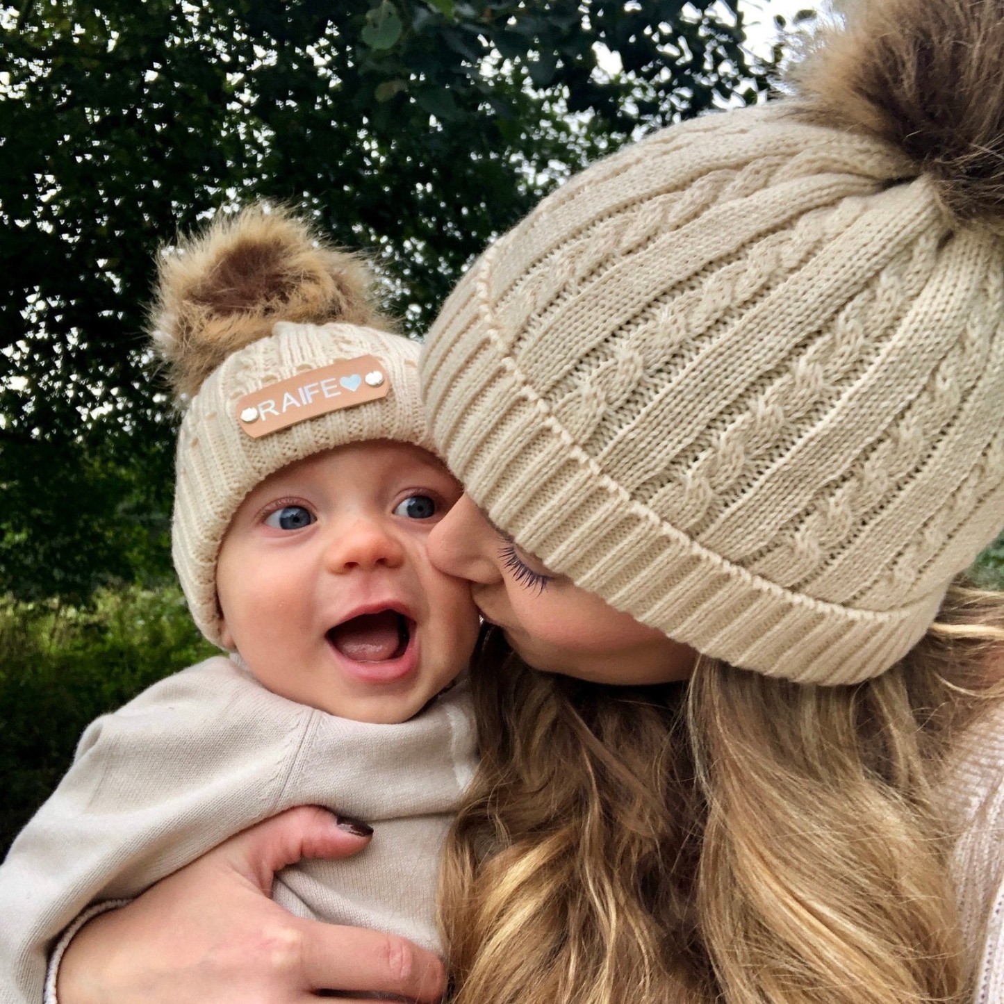 Personalized Name Detachable Pom Pom Hat for Comfort & Unique | HSKid13