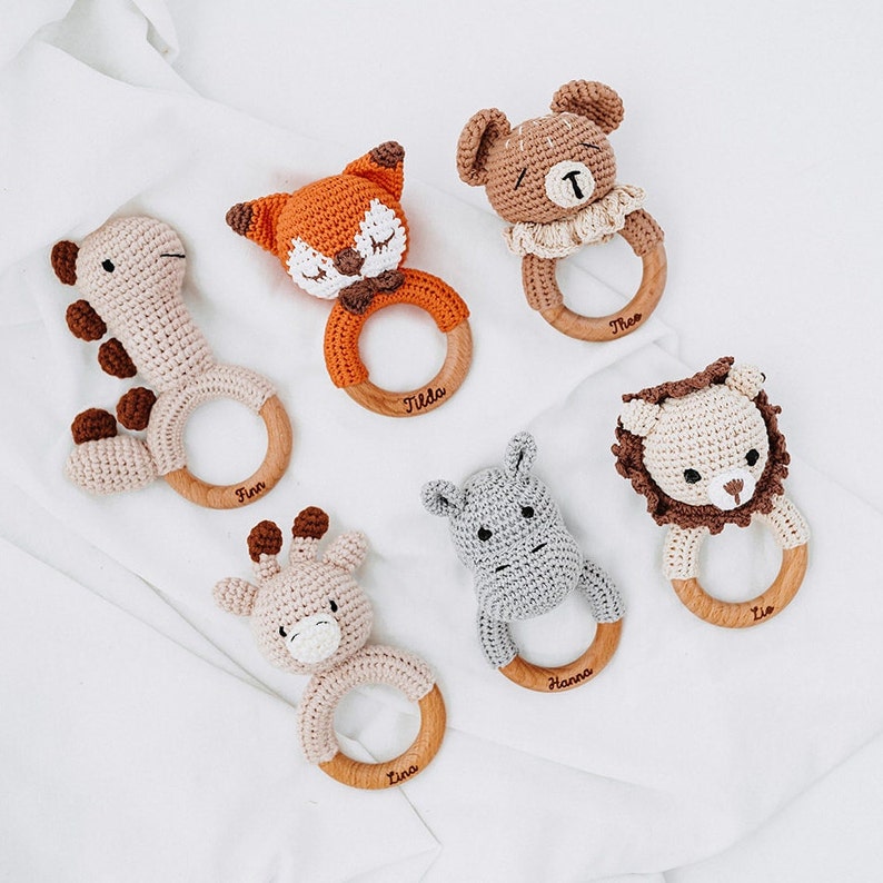 Personalized Knitted Wooden Baby Gripping Ring | CWToy11
