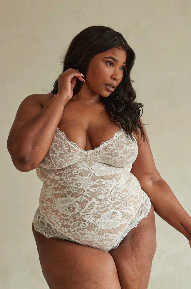 Shaping Lace Shapewear Bodysuit