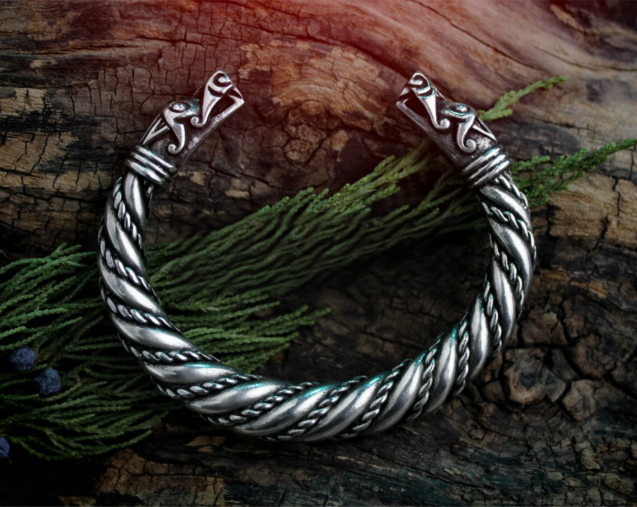 BLACKRISS™Large Silver Viking Bracelet - Fenrir Wolf Head Torque-Blackriss