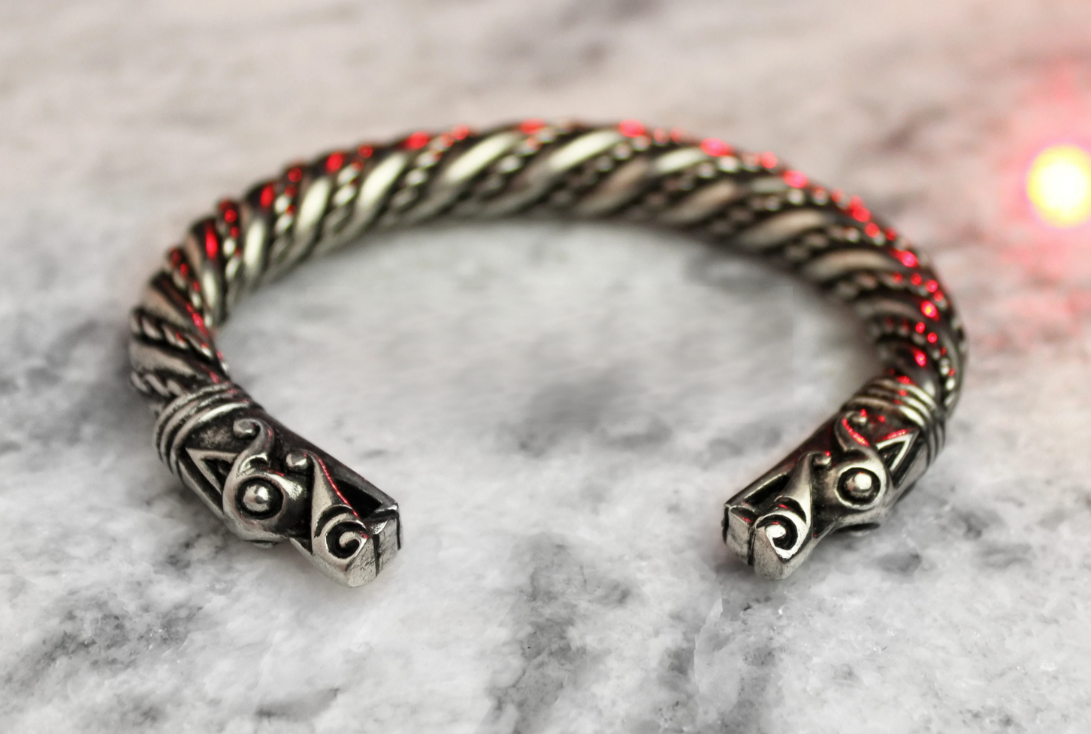 BLACKRISS™Large Silver Viking Bracelet - Fenrir Wolf Head Torque-Blackriss