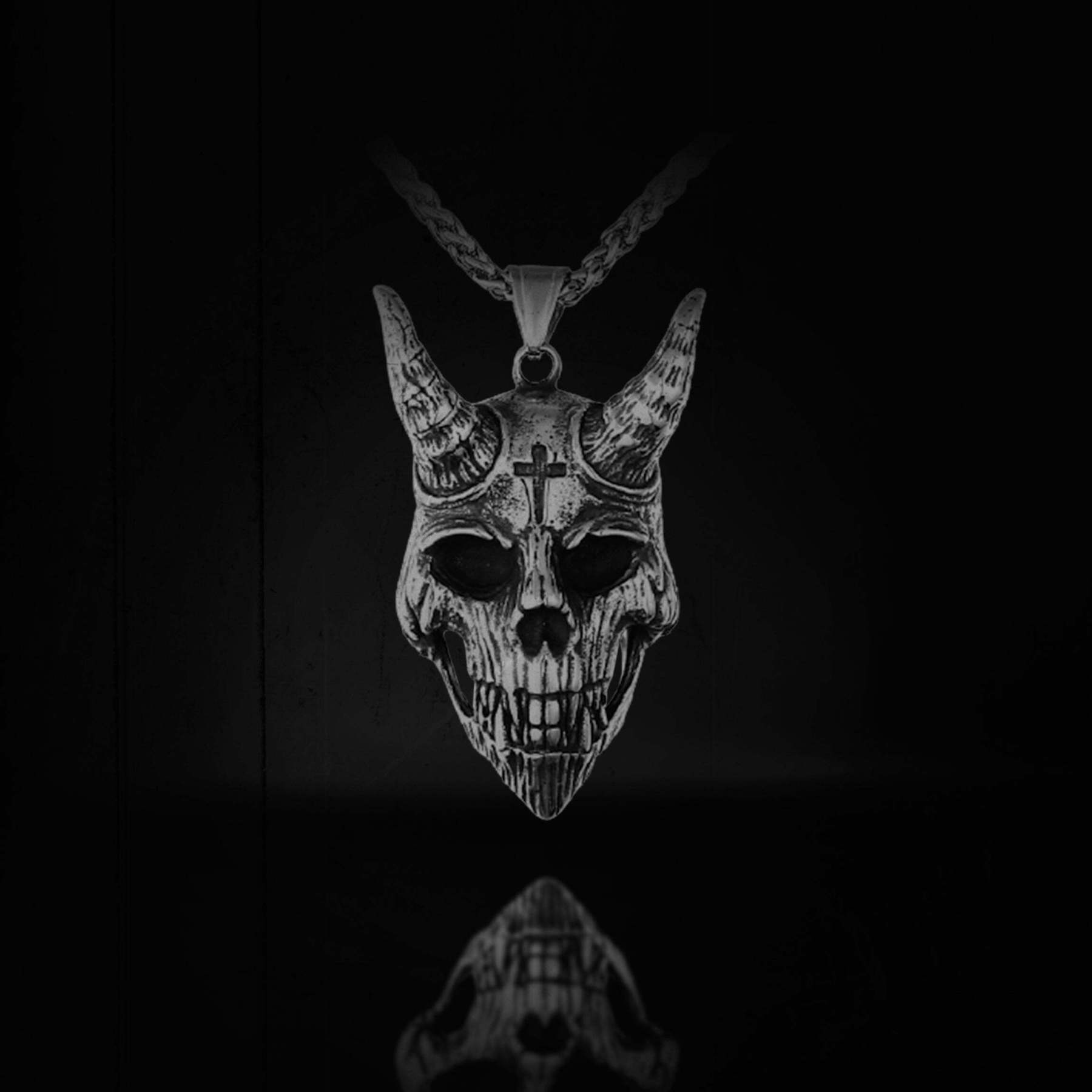 BLACKRISS™Skull Biker Pendant-Blackriss