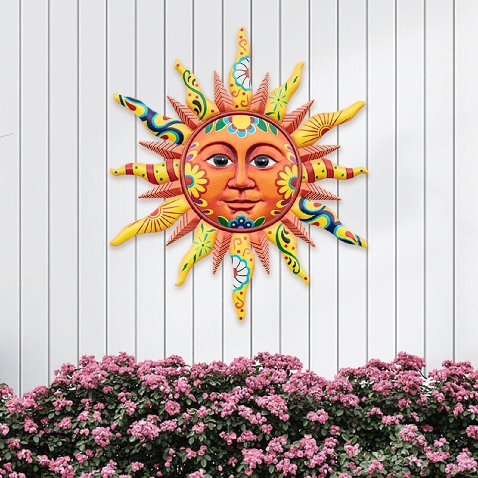 Sun Smiley Face Metal Wall ArtColorful Metal Sig