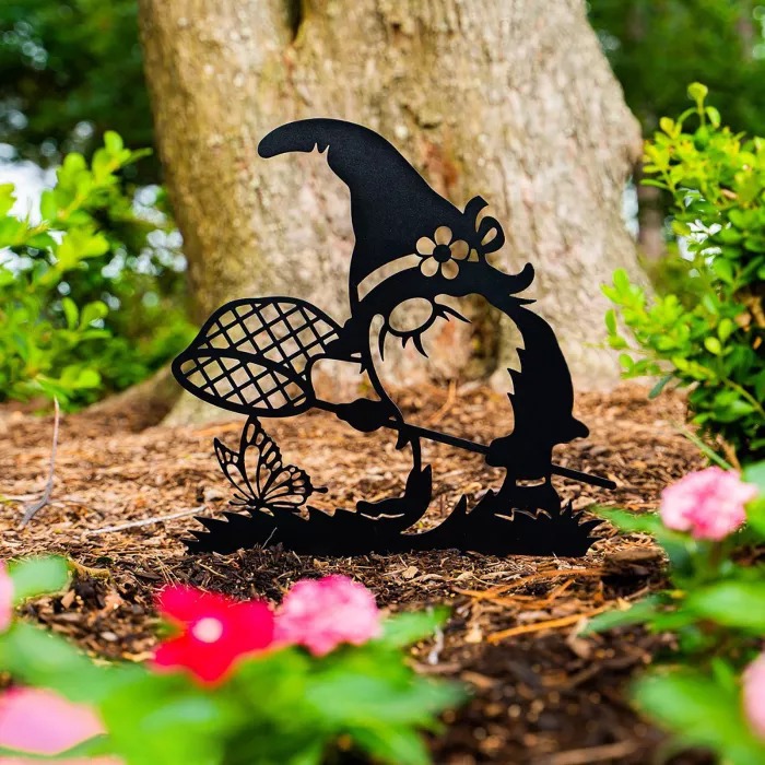 Gnome Gardening - Garden Keeper