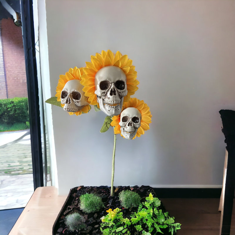 Horrorific Skull Sunflowers🌻💀Garden Flower Decration
