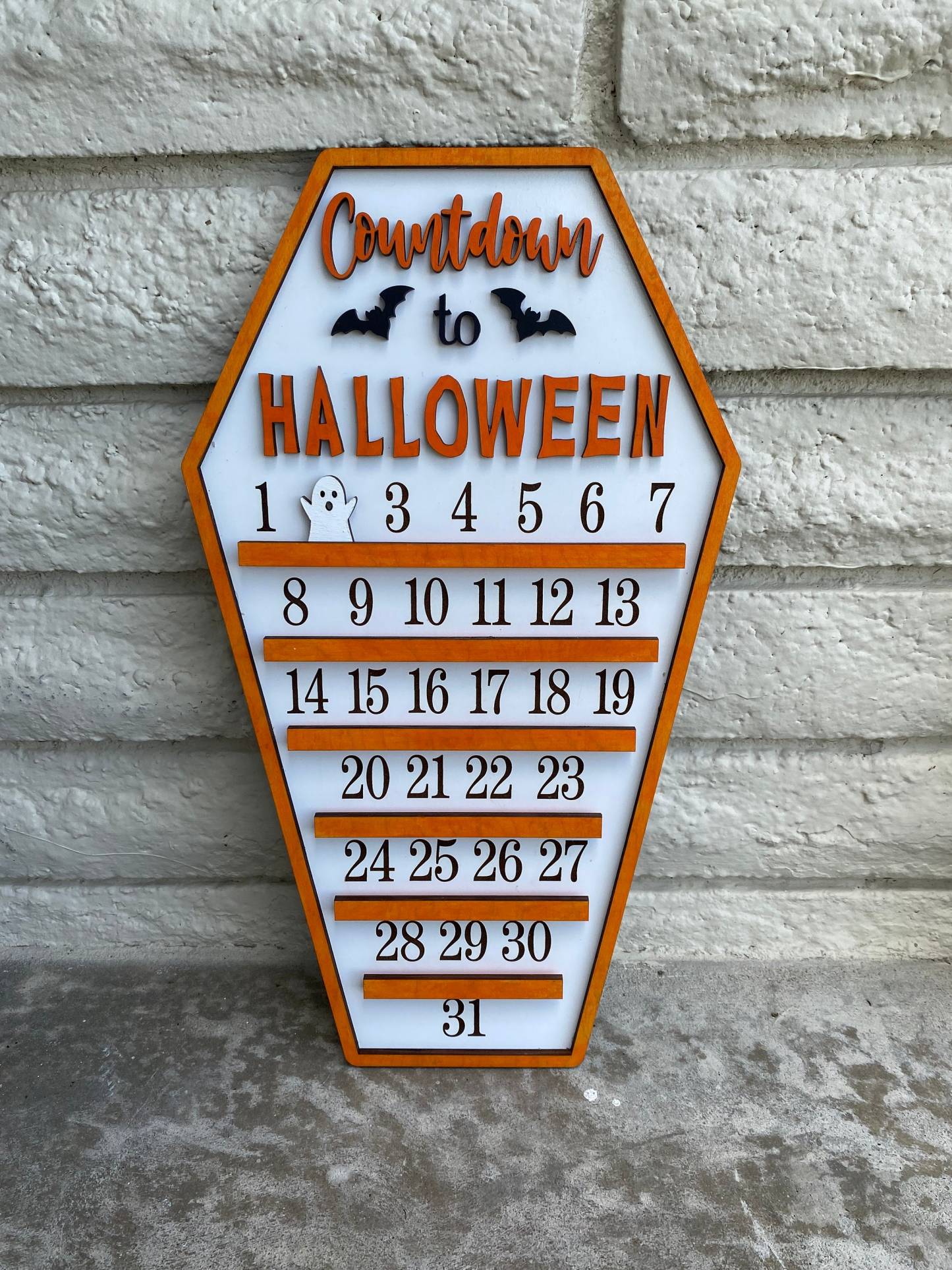 Countdown to Halloween calendar with moveable ghost