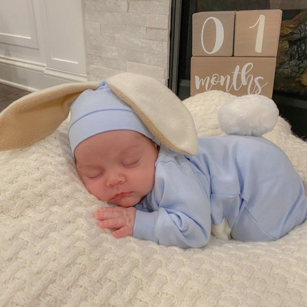 Personalized Bunny Outfit For Baby - 🐰Embroidery Name