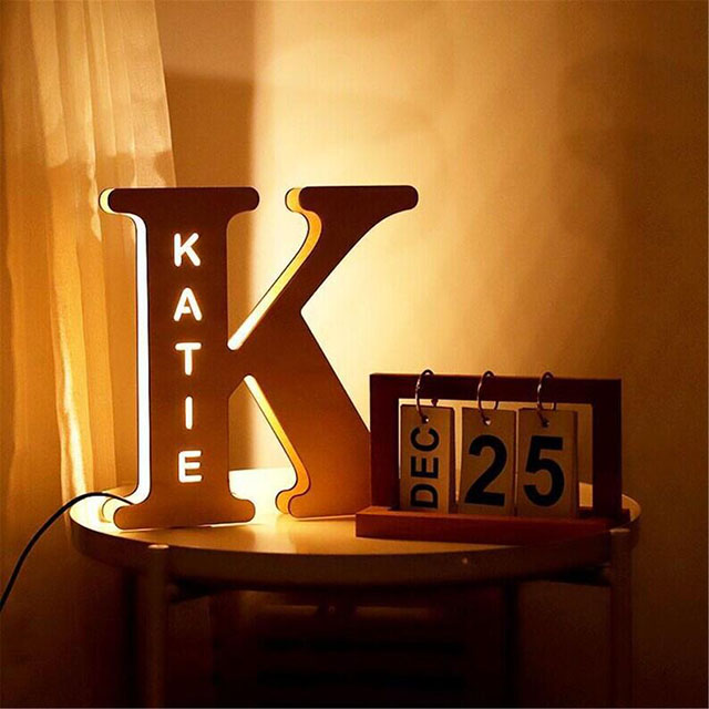 🎁 Customized Wood Engraved Name Wall Lamp