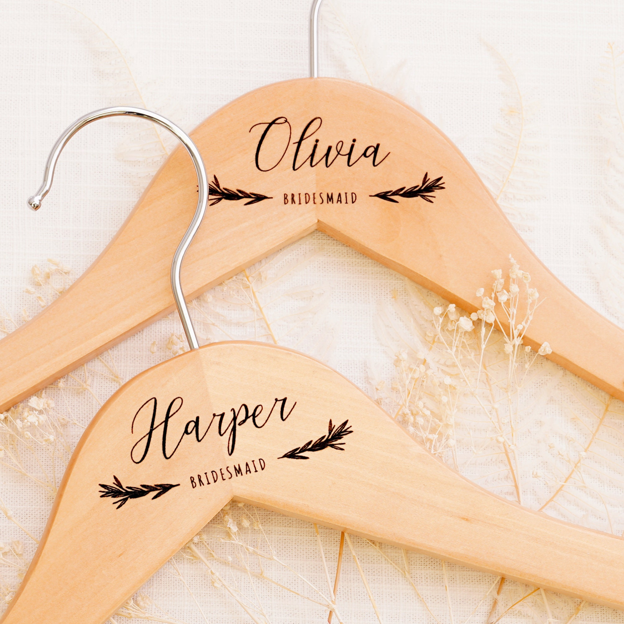 Personalized Wedding Hangers for Unique & Love | JNSDec01