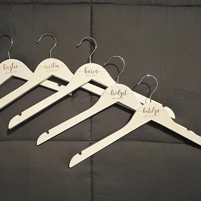 Personalized Wedding Hangers for Unique & Love | JNSDec01