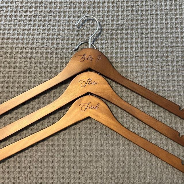 Personalized Wedding Hangers for Unique & Love | JNSDec01