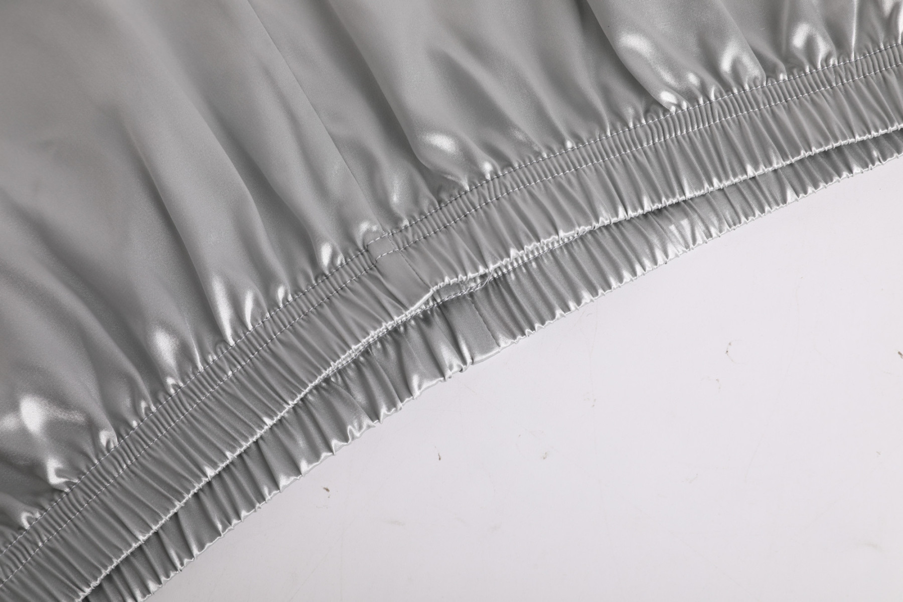 22MM Seide Herren-Shorts