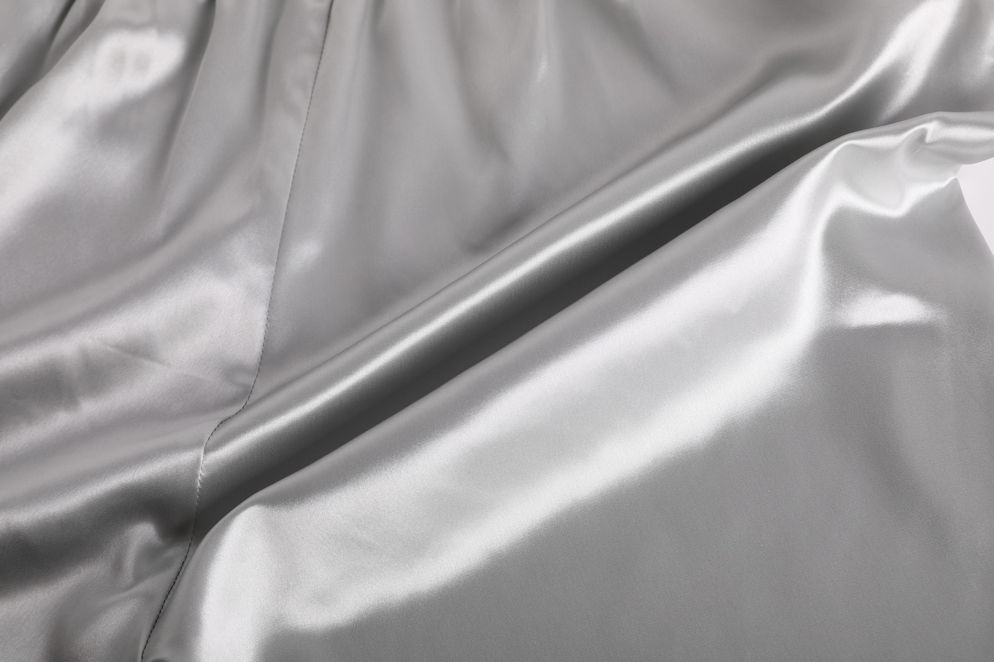 22MM Seide Herren-Shorts