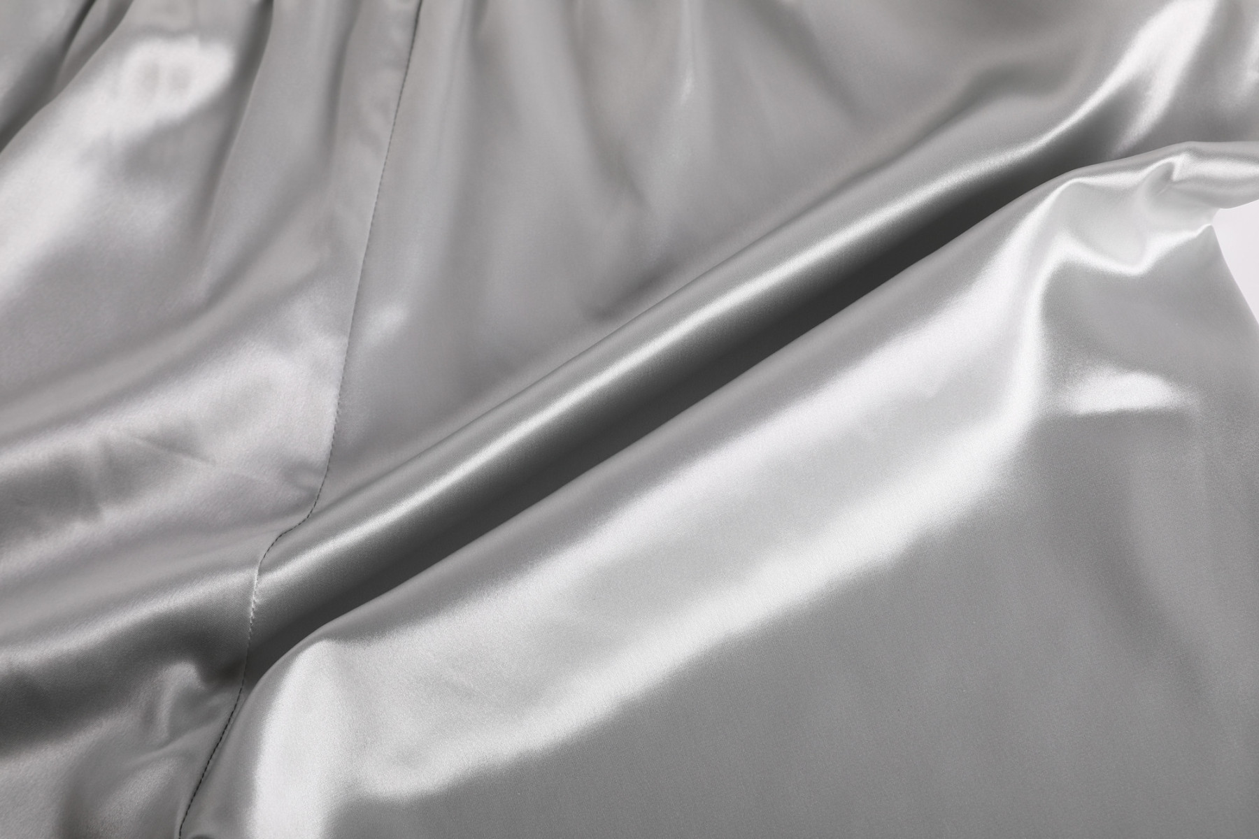 22MM Seide Herren-Shorts