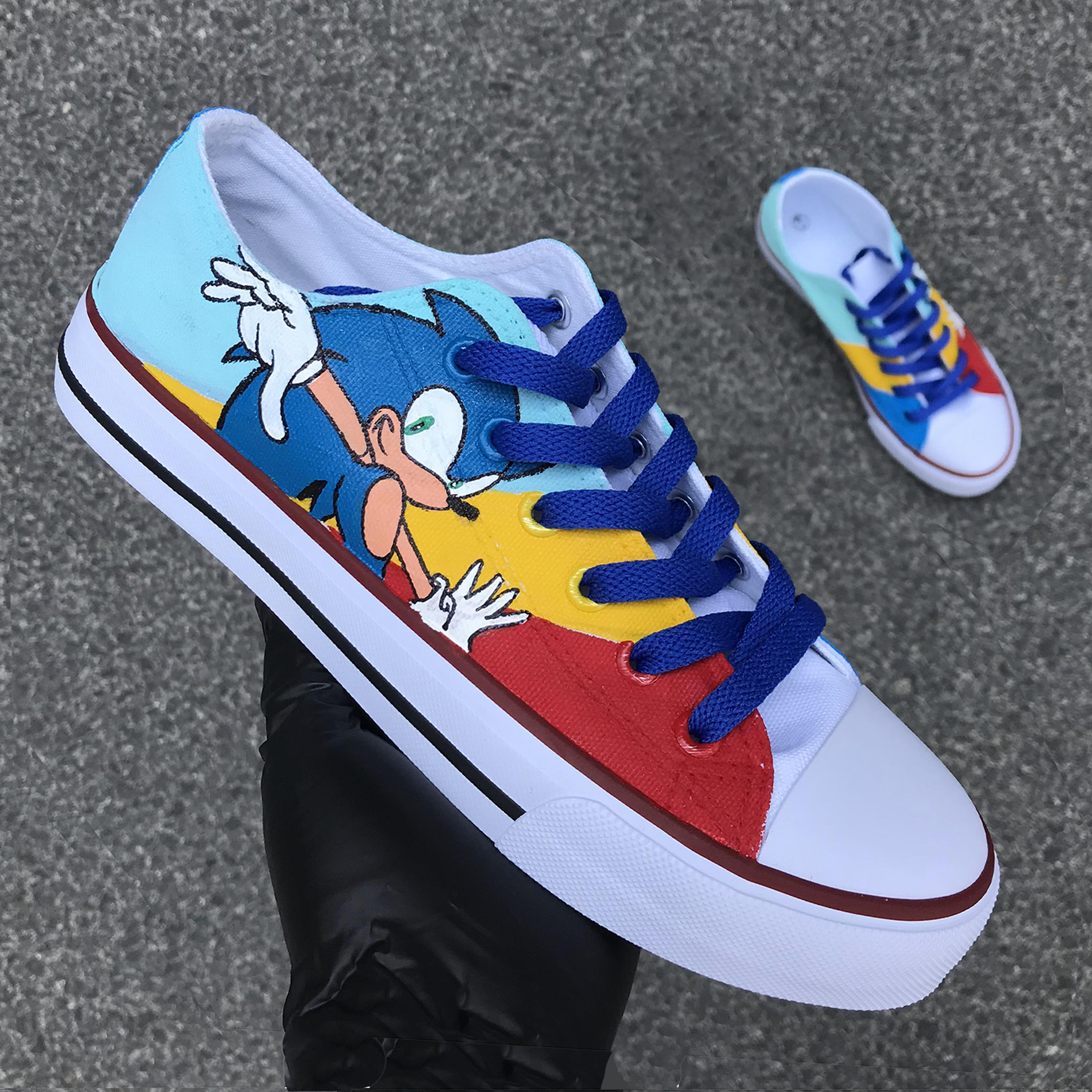 Sonic Custom Hand Painted Canvas Shoes 