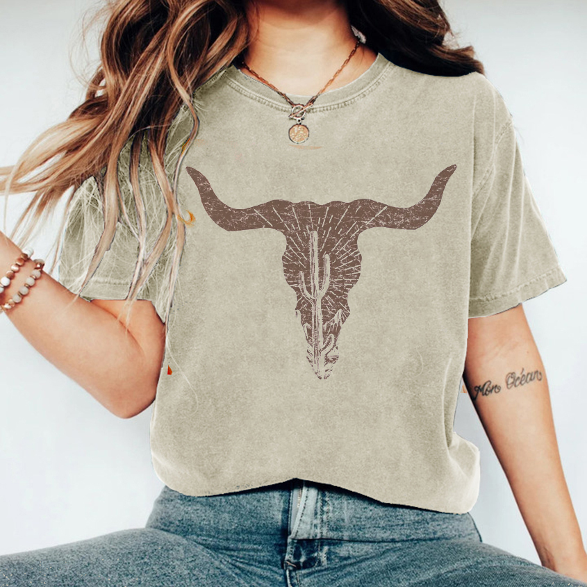 Cow Skull Desert Cactus Silhouette T-Shirt
