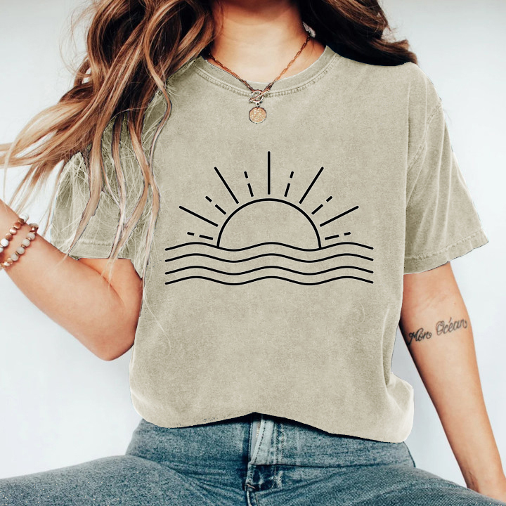 Comfort Retro Ocean Sun T-Shirt