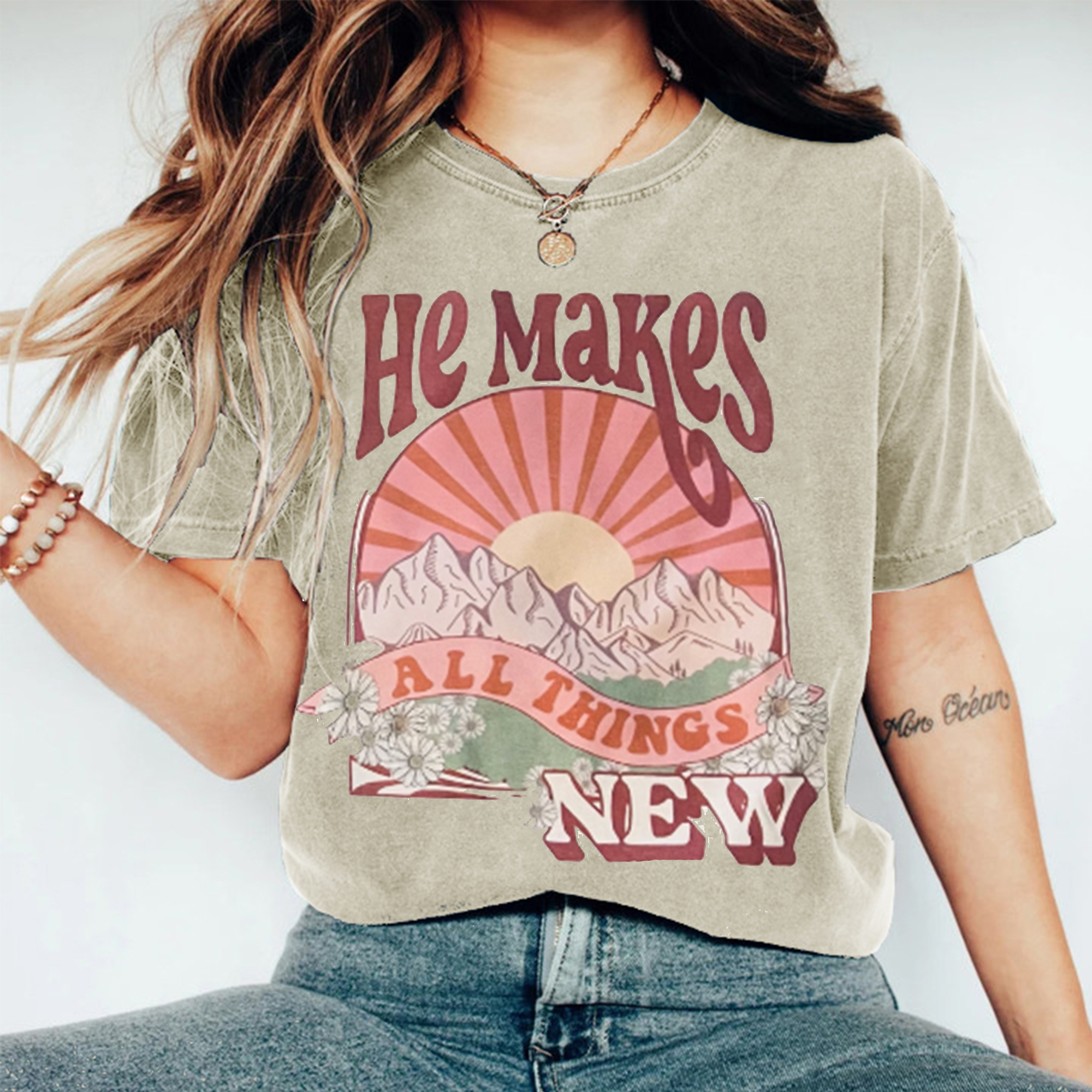 He makes all thing new T-Shirt