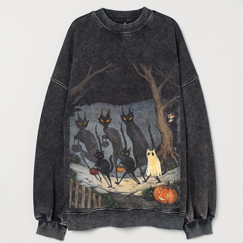 Black cat halloween Sweatshirt