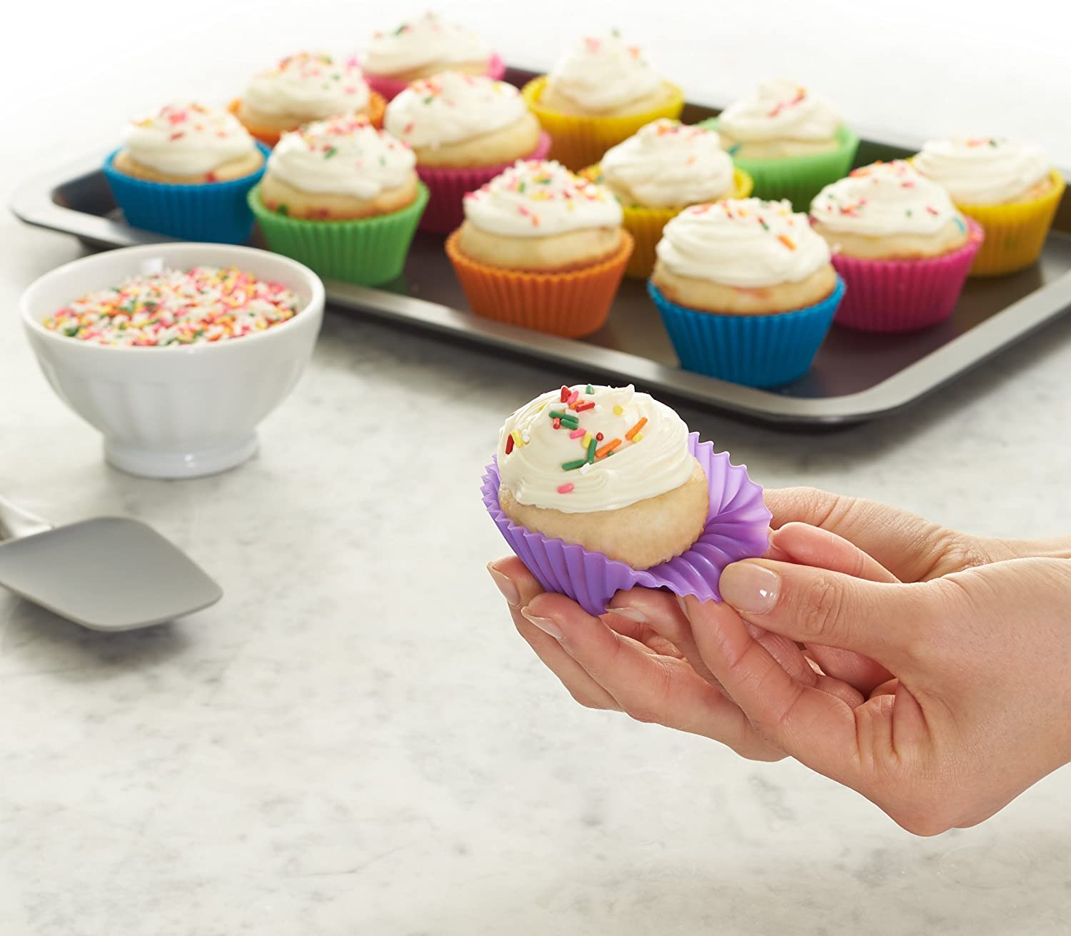 Kasmoire Reusable Silicone Baking Cups,Muffin Liners Pack of 12,Multicolor