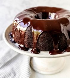 Chocolate Bundt Cake Recipe-KASMOIRE