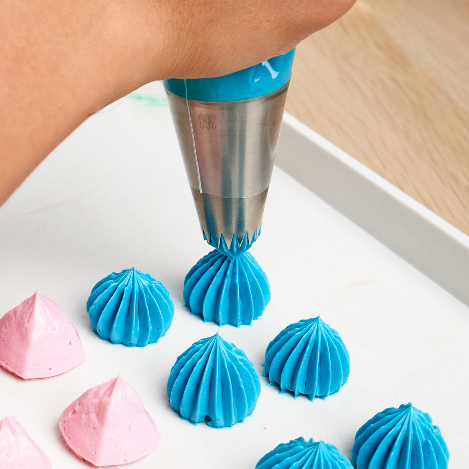 decorating tools for room