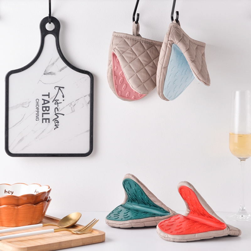 One Piece Silicone Anti-scalding Oven Gloves Mitts Kitchen Silicone Gloves Tray Dish Bowl Holder Baking Insulation Hand Clip-KASMOIRE