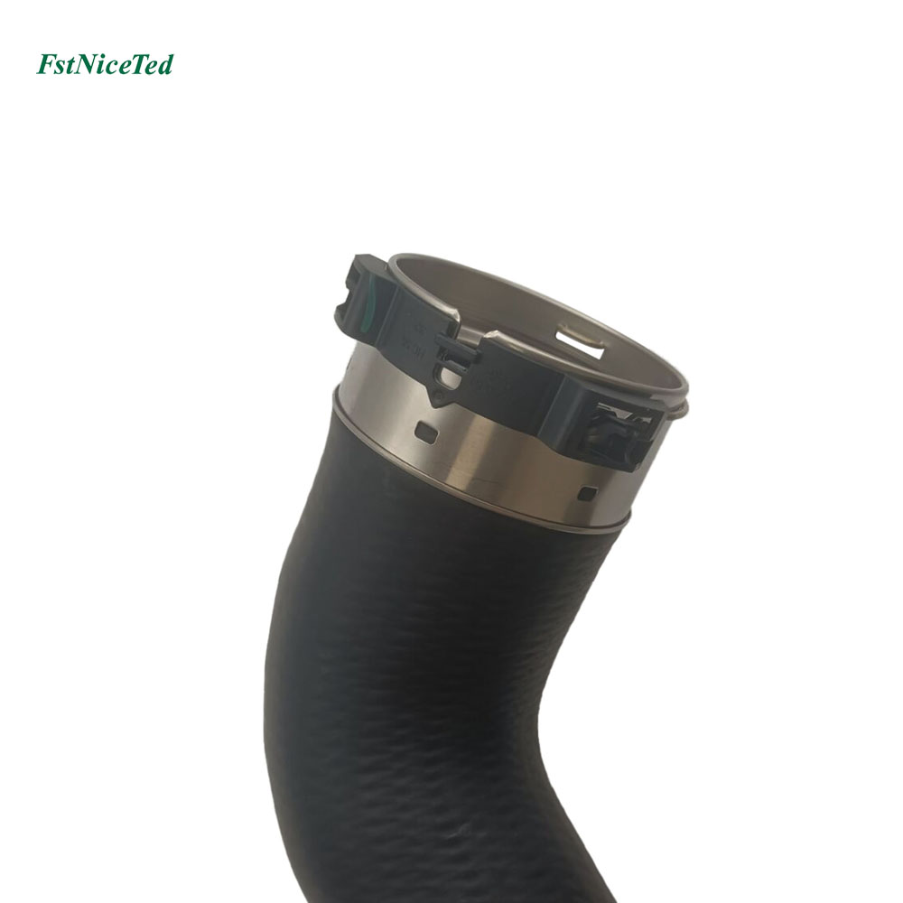 Air Intake Hose Apply to Benz W204 2007-2013   OE  204 528 2582