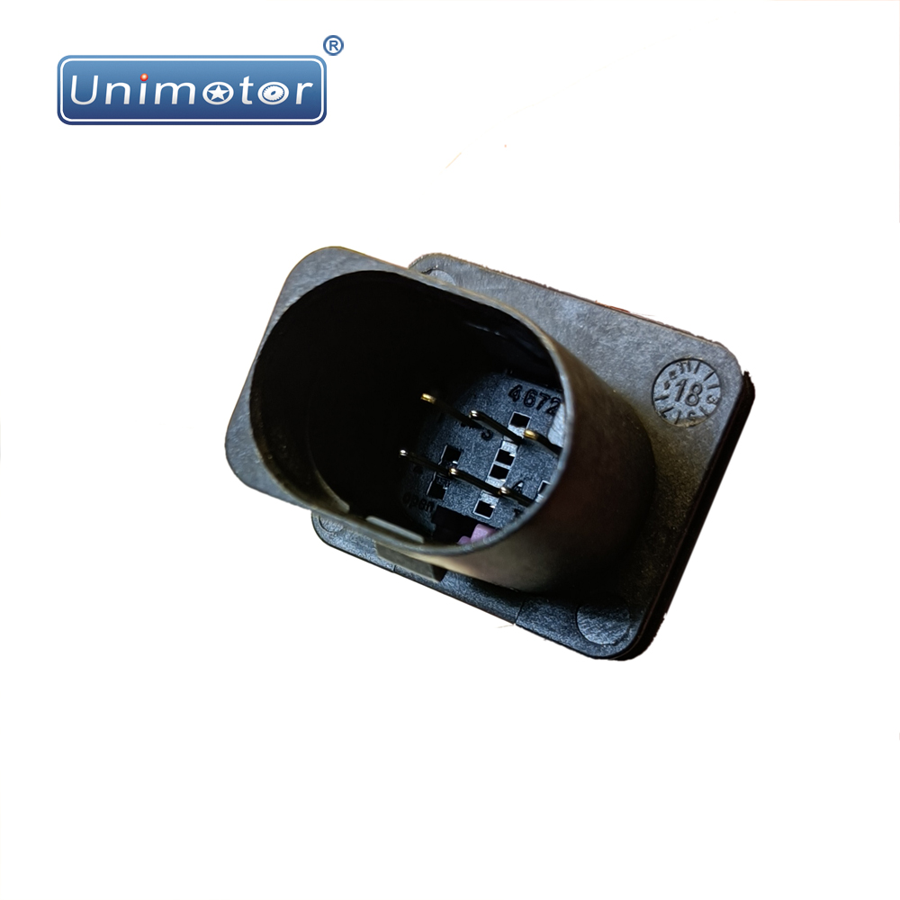 Oxygen sensor  Suitable for:Bmw E60 E63 E66 E81 E82 E88 E90 E91 E92 E93   OE:1178 7558 073