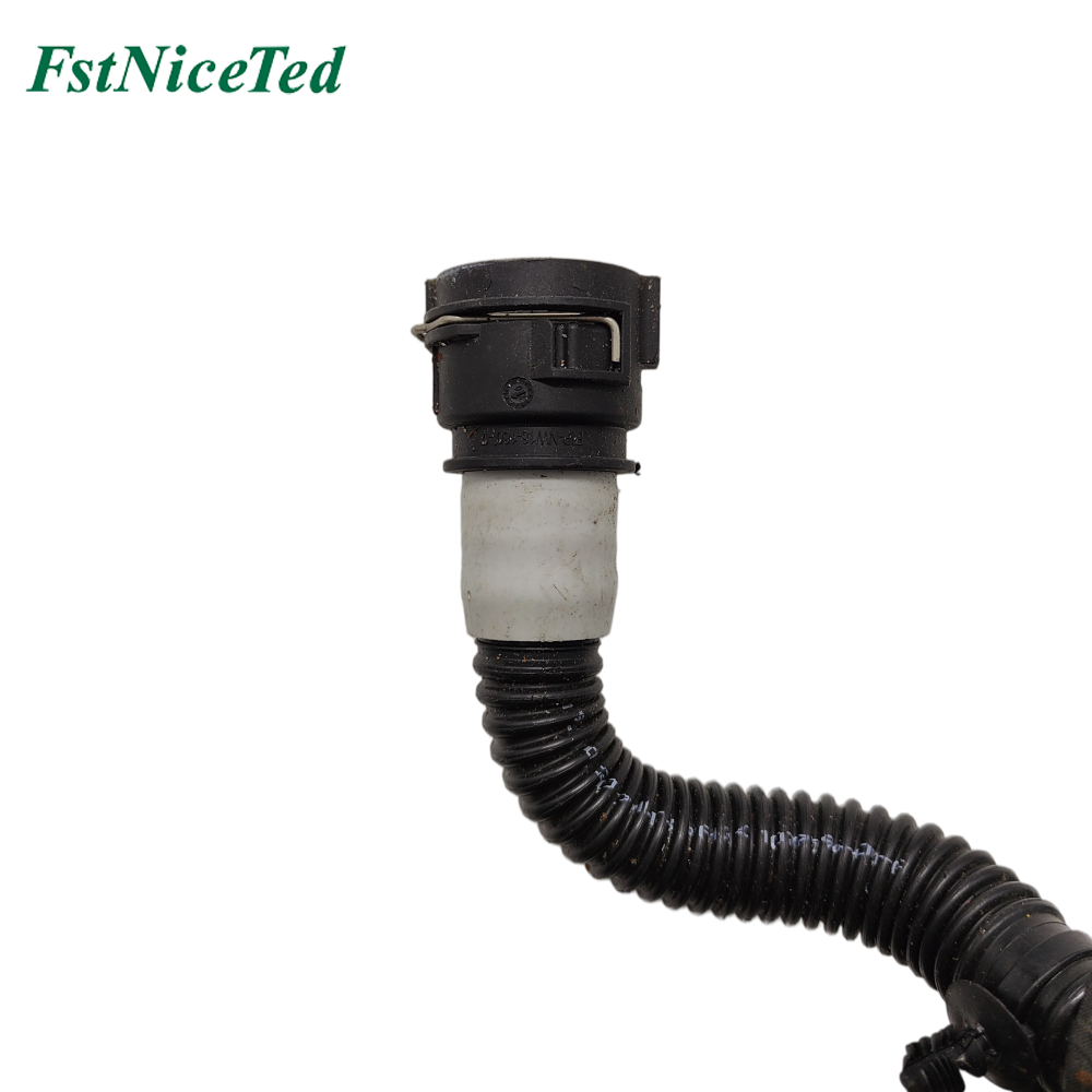 Water pipe For Tesla Model 3 OE:1077594-00-C