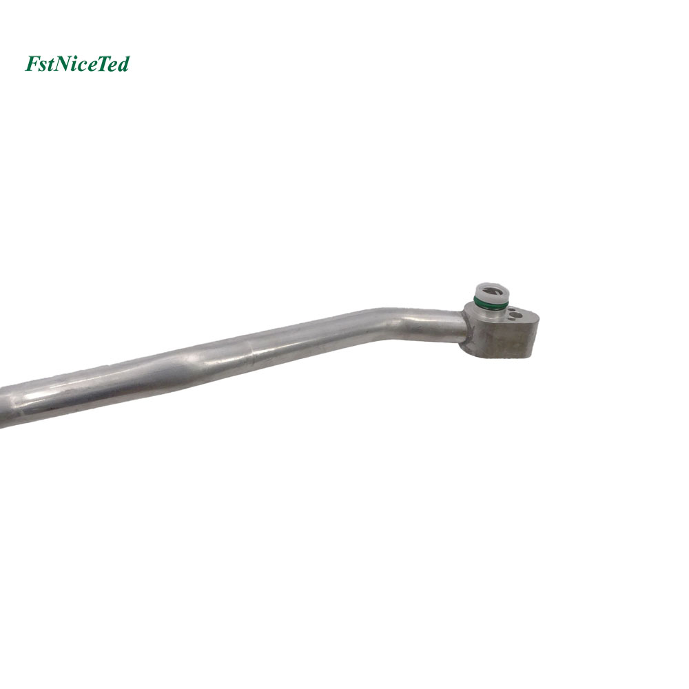 Air Conditioner Hose Apply to Bmw X1 F49 2014-2019   OE  6453 9209 722