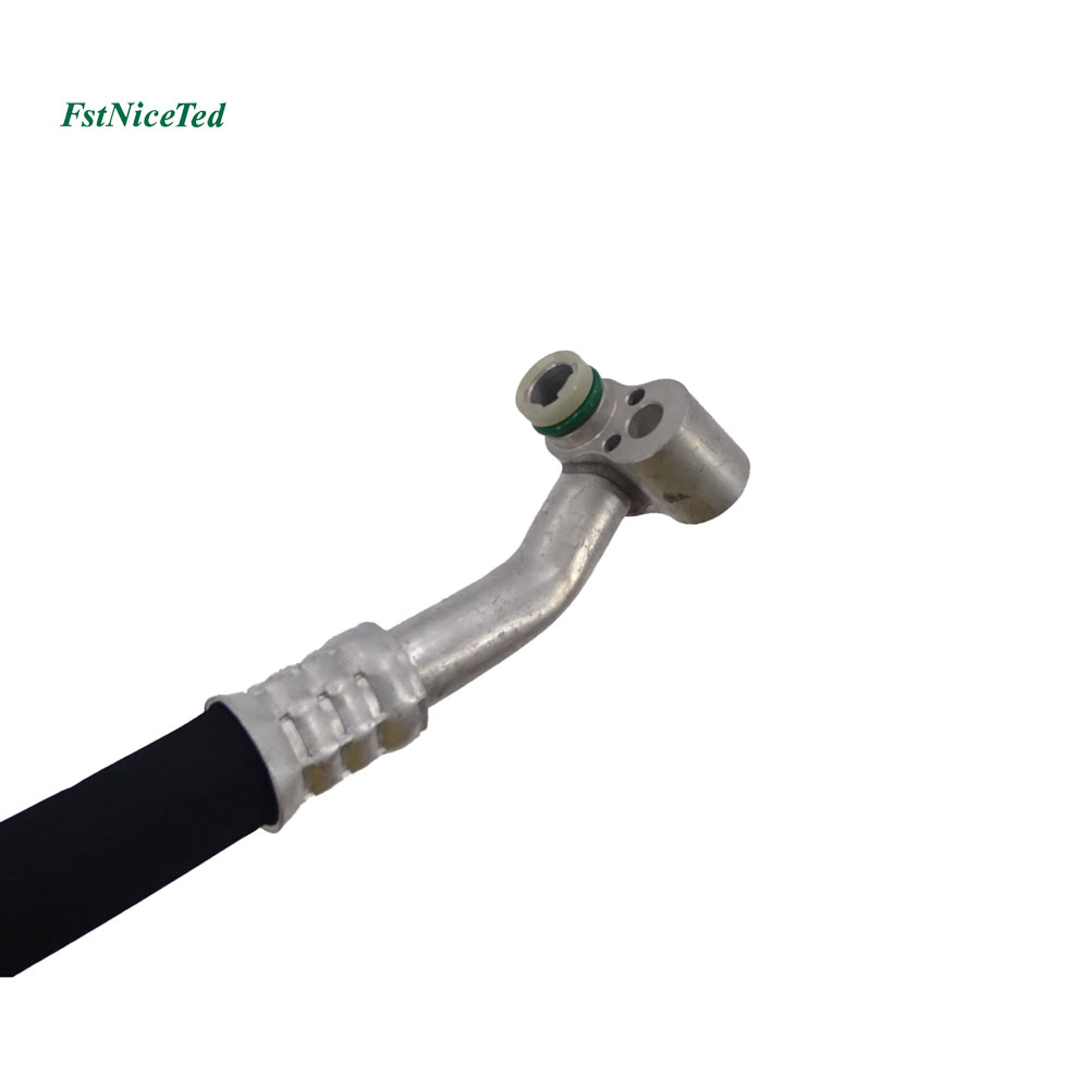 Air Conditioner Hose Apply to Bmw 5 E39 1995-2003   OE  6450 6985 610